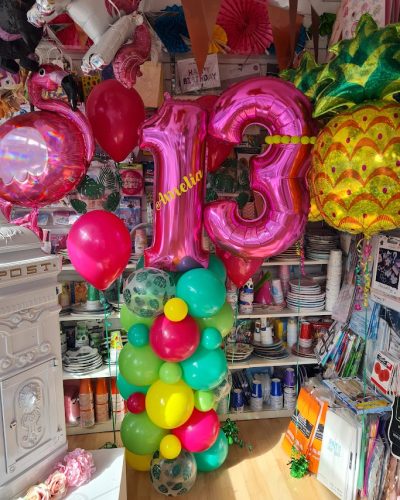 Sweethearts Party Boutique - Tropical Party balloon theme