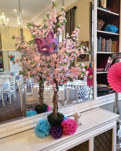 Sweethearts Party Boutique - Alice in wonderland theme