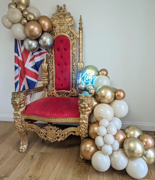 Sweethearts Party Boutique - Throne Hire